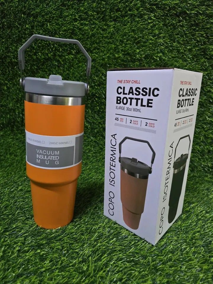 Insulated vacuum mug-stanley Travel cup, keeps warm/hot/cold all day,Vacuum insulation for hot drinks color-random cate-Travel & To-Go Food Containers
900ml Insulated vacuum mug-Stanley cup