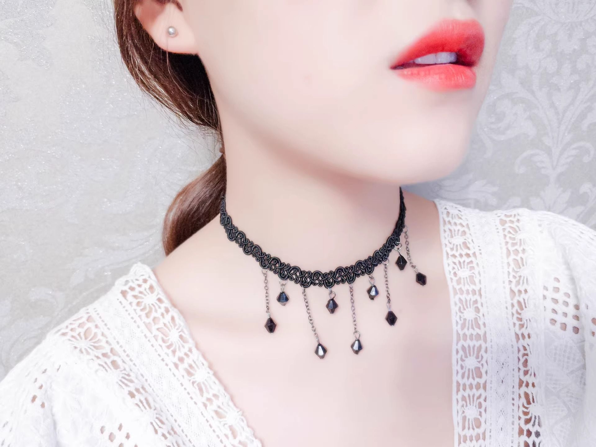 Clavicle Chain Lace Neck strap clavicle chain Nine beads clavicle necklace for lady
