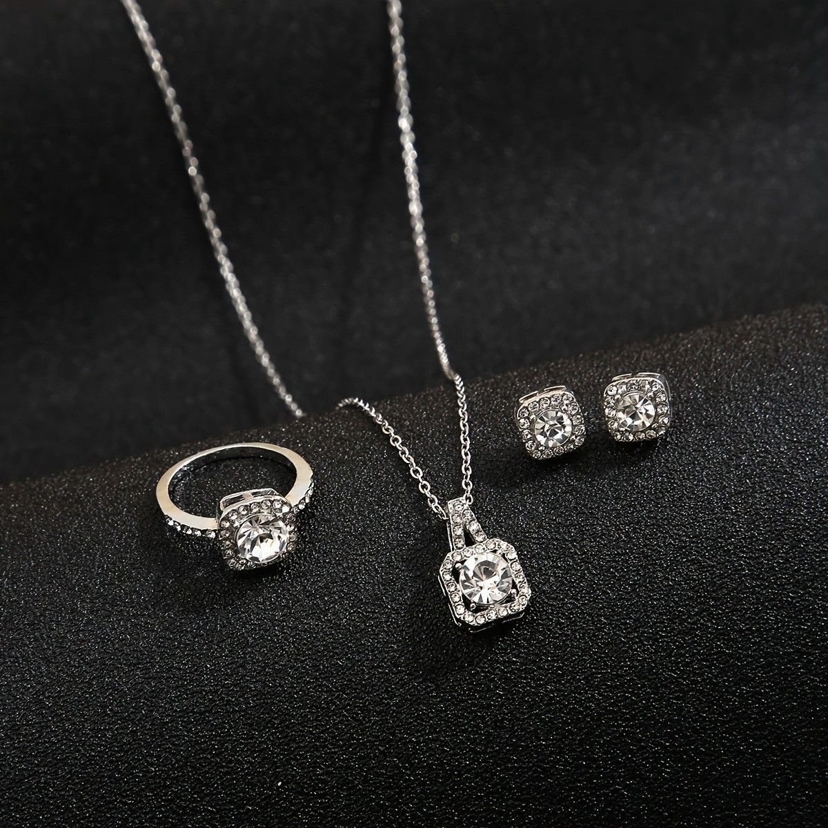 Square Diamond Zircon jewelry Set of decorations Earrings Ring Necklace Fashion temperament Women's Jewelry Sets
