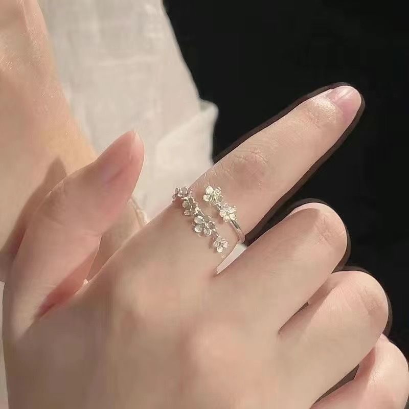 Two-piece set Three-dimensional flowers Silver camellia ring Open ring Medieval vintage camellia ring