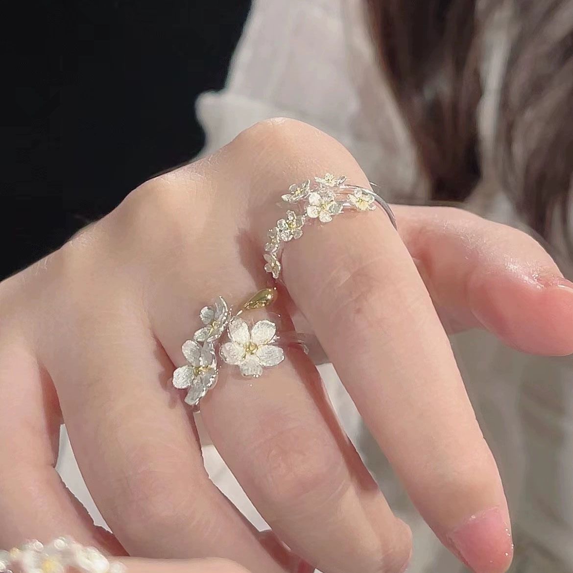 Two-piece set Three-dimensional flowers Silver camellia ring Open ring Medieval vintage camellia ring
