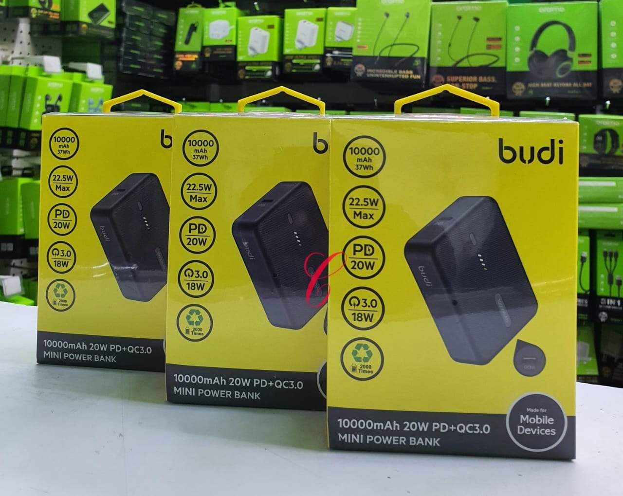 Budi PB097B Mini pocket 10000mAh 22.5W power bank with Type C output