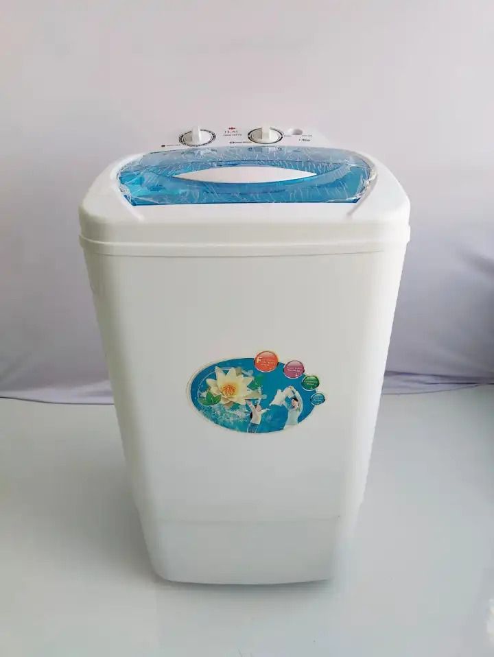 Mini washing machine with a shoe brush