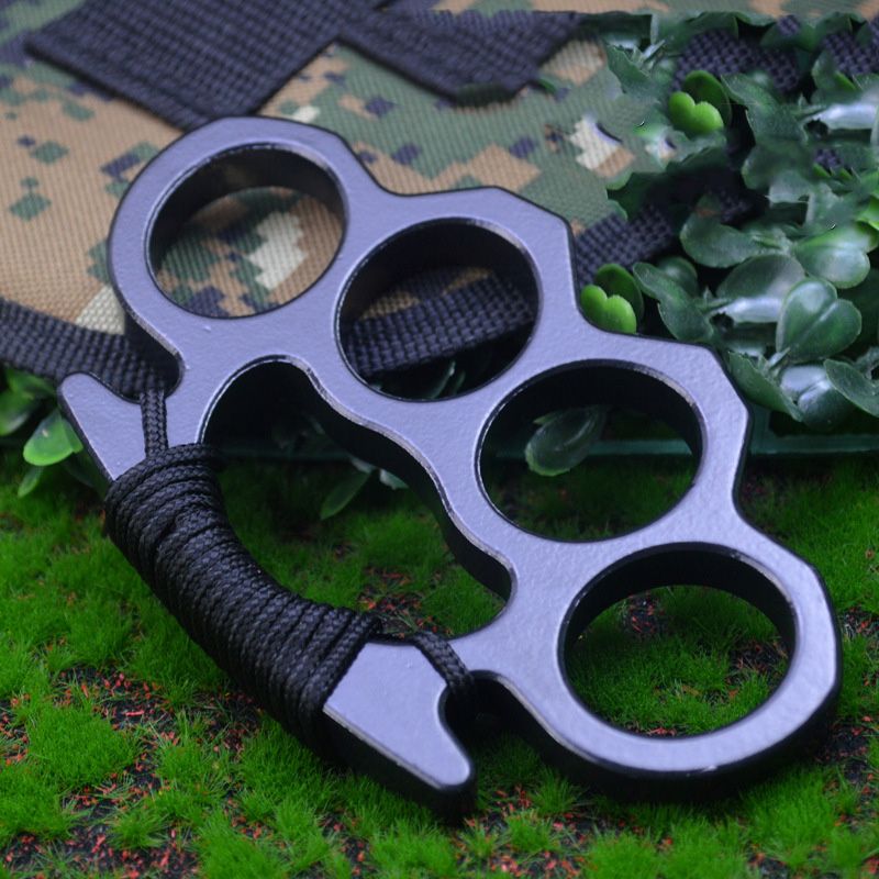 This aluminum alloy toy integrates the functions of a beer opener, a window - breaking tool, and a self - defense knuckle, making it a powerful outdoor protection device.