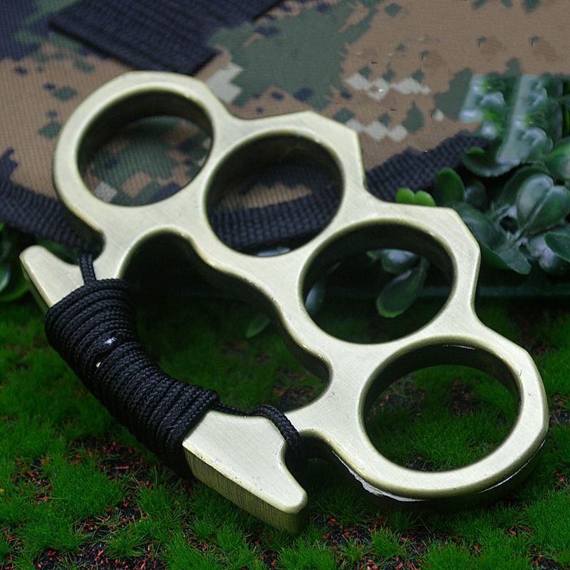 This aluminum alloy toy integrates the functions of a beer opener, a window - breaking tool, and a self - defense knuckle, making it a powerful outdoor protection device.