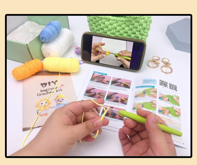 2 set Beginner kit crochet by hand. Crochet plush duck DIY wool material package.