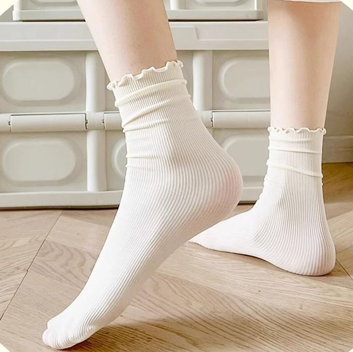 5 Pairs  Women's Summer solid color Thin, Breathable Lace Ankle Socks (Ruffle Socks)