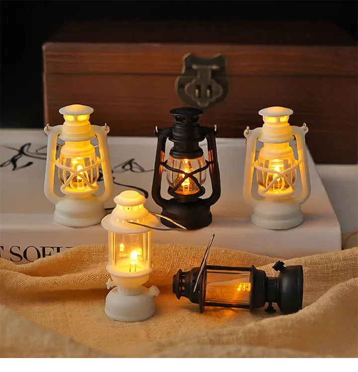 Mini Retro Simulated Night Light, LED Electronic Candle Light, Portable Lantern, Decorative Ambience Hanging Ornament, Desktop Decoration Ornament