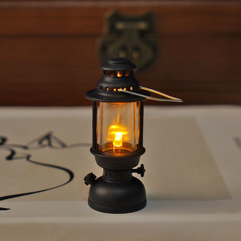 Mini Retro Simulated Night Light, LED Electronic Candle Light, Portable Lantern, Decorative Ambience Hanging Ornament, Desktop Decoration Ornament