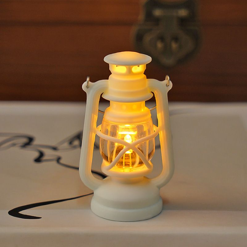 Mini Retro Simulated Night Light, LED Electronic Candle Light, Portable Lantern, Decorative Ambience Hanging Ornament, Desktop Decoration Ornament
