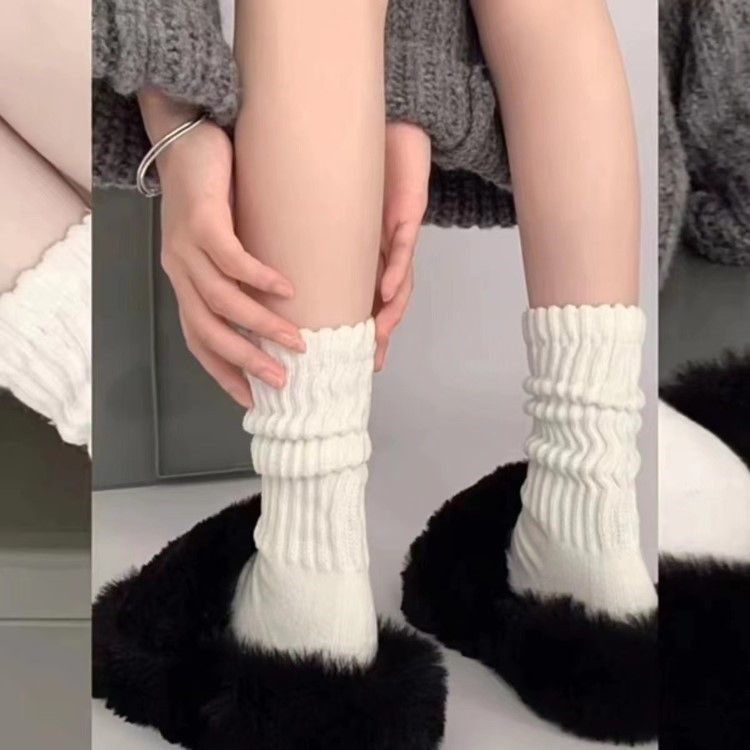 3 pairs Japanese ins Internet celebrity thin high-value solid color men and women versatile jk trend personality medium tube stacking socks