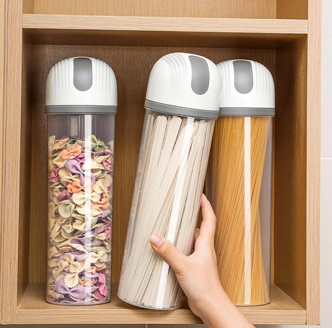 32CM TALL AIR TIGHT WATERPROOF PASTA STORAGE BOTTLE SPAGHETTI CONTAINER PLASTIC TALL FOOD STORAGE SPAGHETTI NOODLE PASTA CONTAINER WITH LOCKING LID DRY FOOD KEEPER CLEAR DRY FOOD KEEPER CANISTER