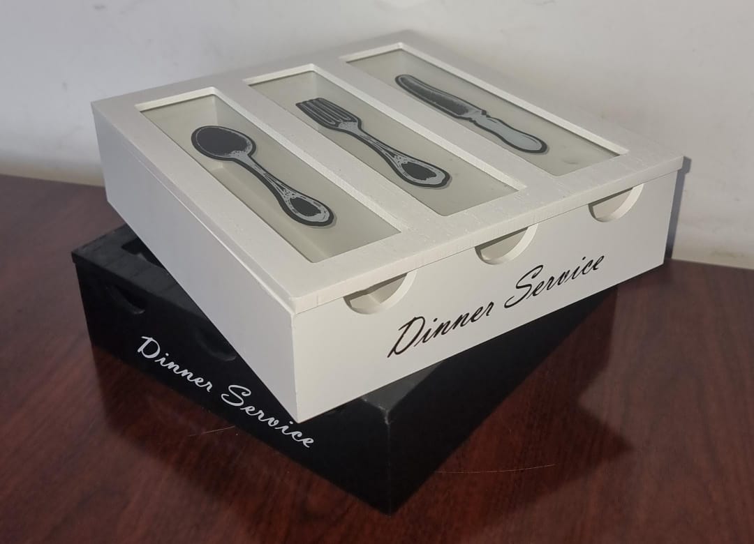 DINNER SERVICE 3 COMPARTMENT CUTLERY BOX ORGANIZER CADDY, CUTLERY UTENSIL HOLDER, ORGANIZER CADDY BOX FOR COOKING, SILVERWARE, FLATWARE, SAUCE SPOON, TONGS, AND MORE,