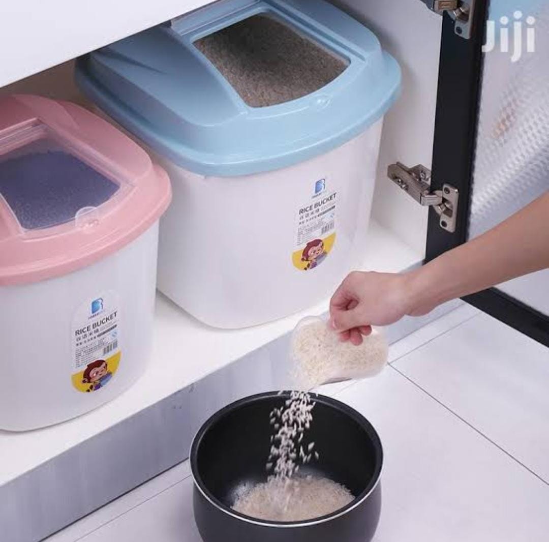 RICE BUCKETS RICE STORAGE CONTAINER 5KGS, 10KGS AIRTIGHT FLOUR STORAGE CONTAINERS BIN WITH MEASURING CUP & SCOOP, BPA FREE PLASTIC RICE DISPENSER FOR FLOUR, RICE, GRAIN HOLDER