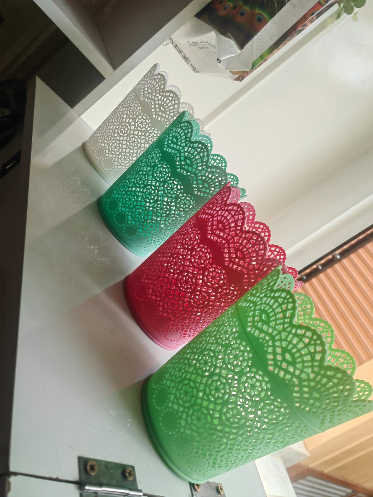 MAKEUP BRUSH HOLDER ORGANIZER - STORAGE CUP CONTAINERS FOR VANITY, DESK, COUNTERTOP, PEN HOLDER FOR DESK, ROUND CONTAINER WHITE PINK LIGHT GREEN AND DARK GREEN