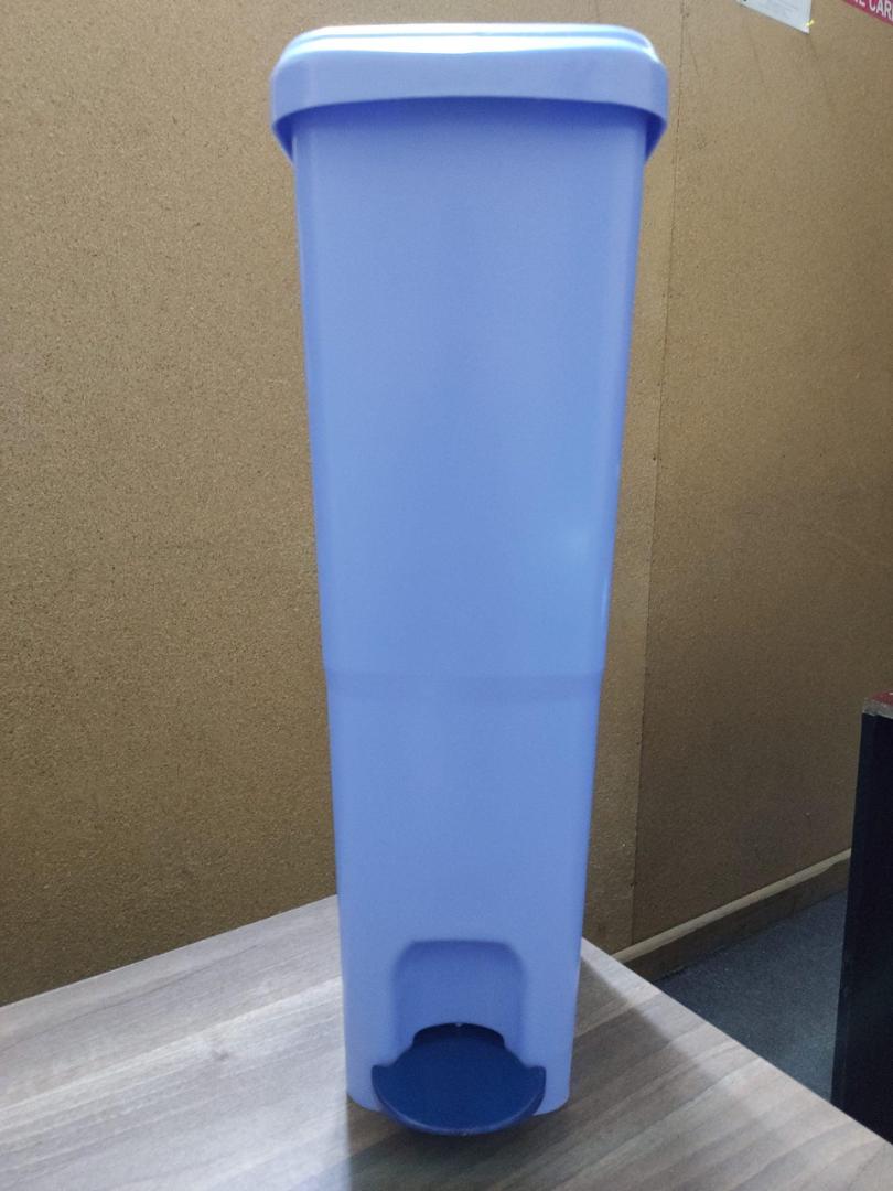 SANITARY BINS- SKY BLUE 18Litres