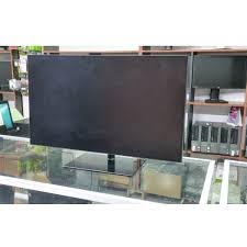 Lenovo Refurbished Monitor Edge To Edge 24 Inches Full HD 1920x1080. High Resolution 24 Inches IPS. Frameless Display Technology PLUS Free HDMI Cable And Power cord