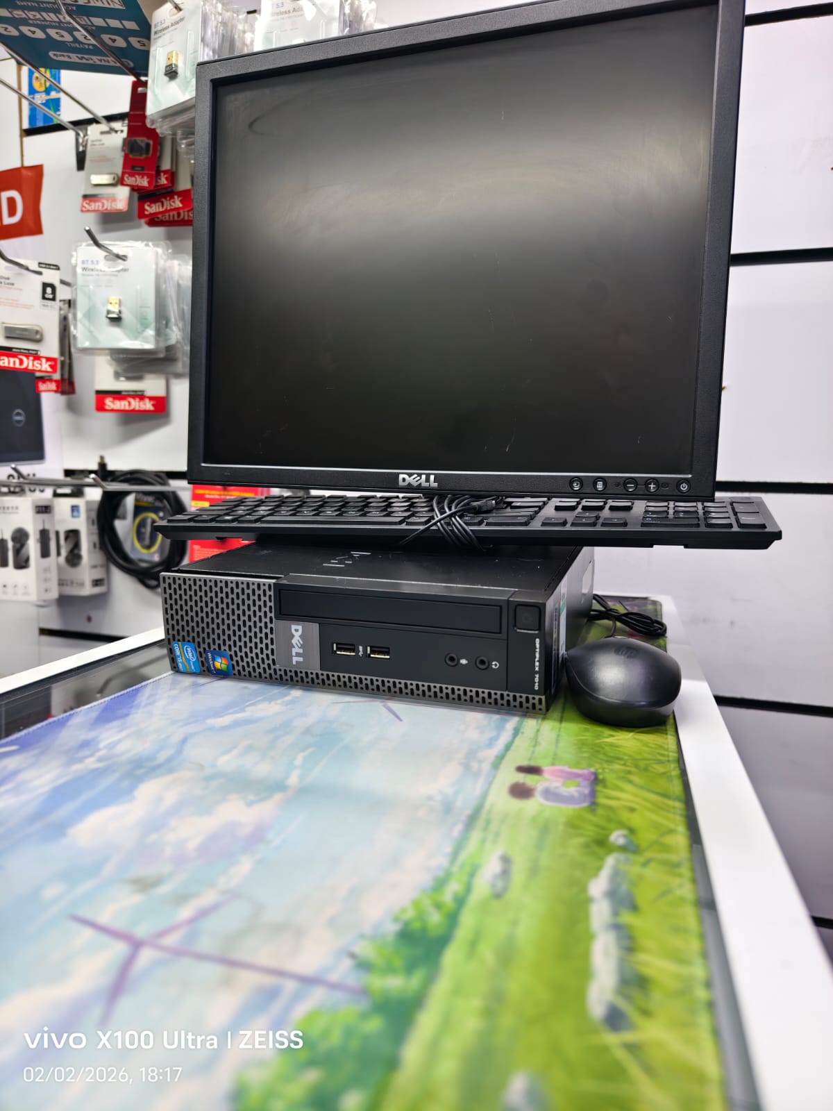 ( FULL SET with 17.5'' monitor ) Refurbished Dell OptiPlex 790/7010/3010 SFF Desktop Computer PC Intel Quad-Core i3 - 2400 3.4GHz, 4GB DDR3 500GB HDD HDMI DVD Windows 10 Pro 64-bit