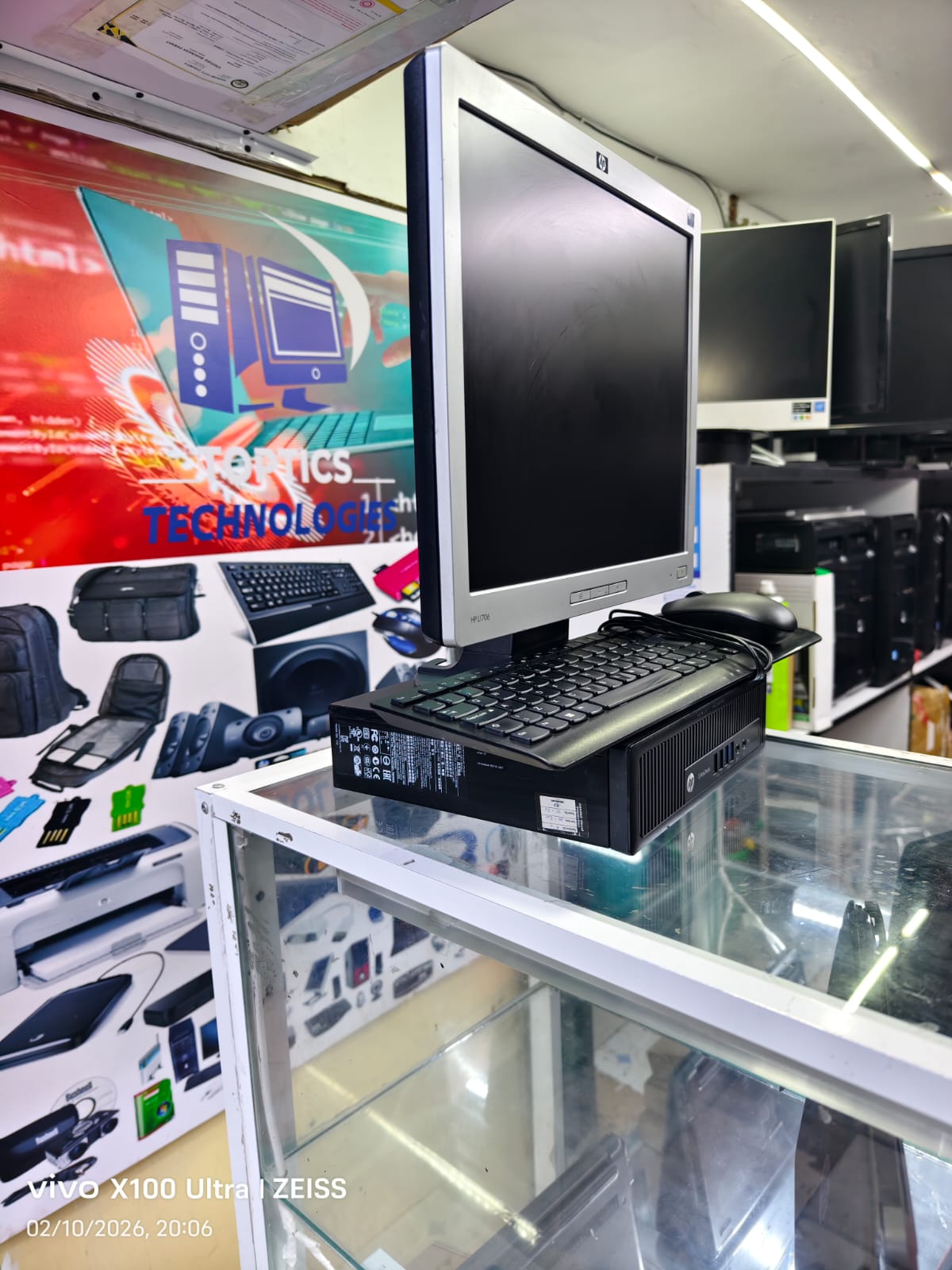 HP Elitedesk 800 G1 USDT mini desktop i5 4th Gen 8gb Ram 500gb hdd WIN11 PRO , MS-Office Refurbished 17 inches hp monitor. FREE KEYBOARD ,MOUSE AND POWER CABLES