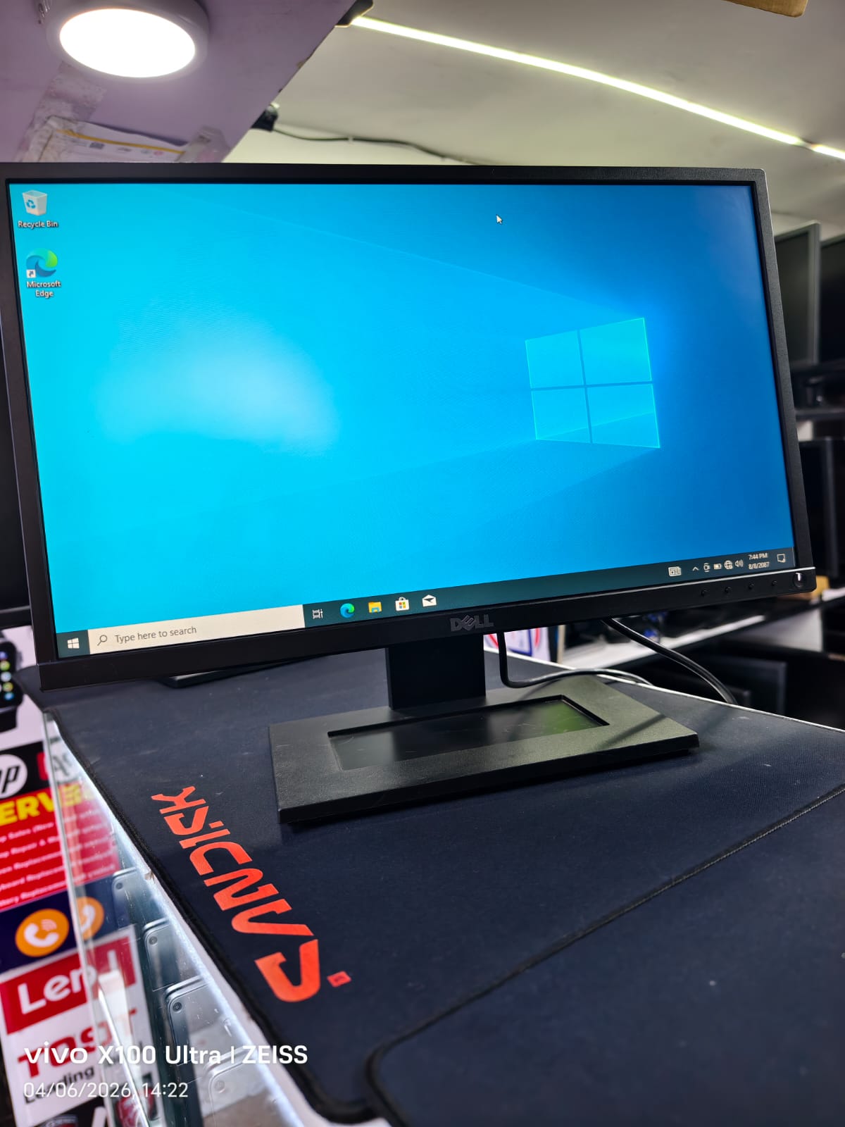 DELL 22 inch P2217hb IPS LED Monitor Wide - 1980 x 1080 at 60hz resolution, VGA, HDMI, DisplayPort & USB free power cable