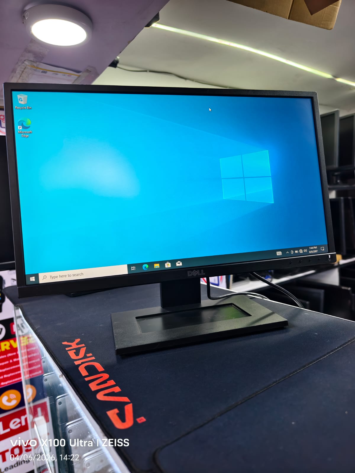 DELL 22 inch P2217hb IPS LED Monitor Wide - 1980 x 1080 at 60hz resolution, VGA, HDMI, DisplayPort & USB free power cable