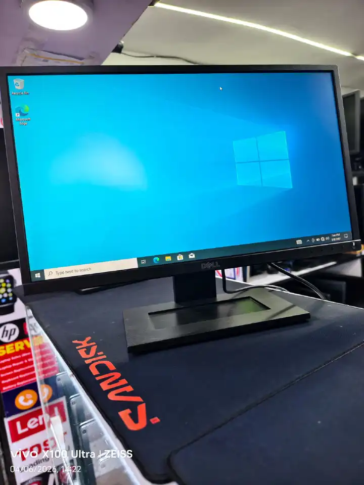 DELL 22 inch P2217hb IPS LED Monitor Wide - 1980 x 1080 at 60hz resolution, VGA, HDMI, DisplayPort & USB free power cable