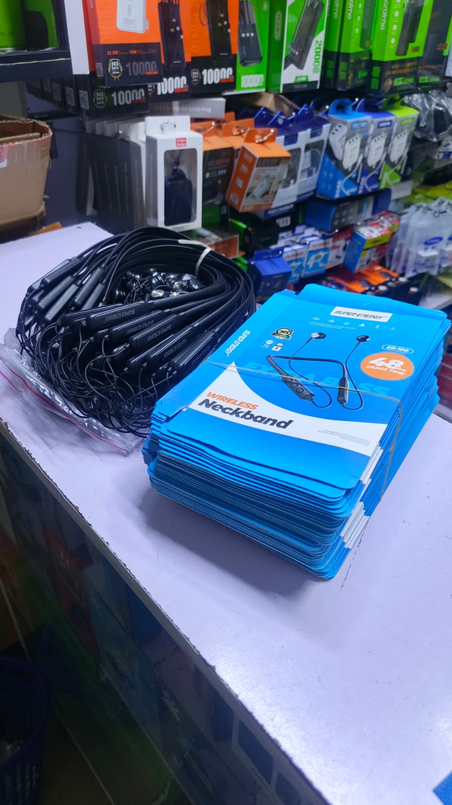 Super Energy Neckband ER: Crystal-Clear Calls, Noise Cancellation, & Retractable Fit for All-Day Use.- Perfect for Workouts & Travel