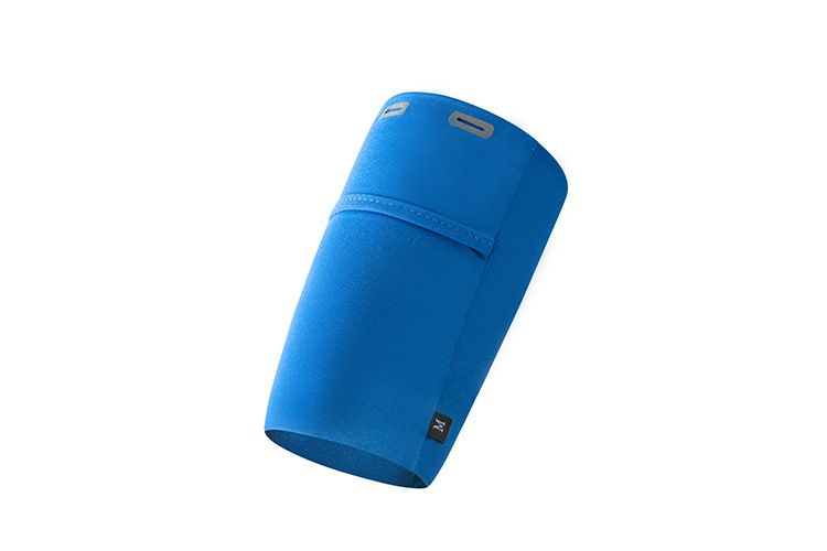 Running Mobile Phone Arm Bag Universal Breathable Sports Accessories Armband Jogging Bag Phone Armband Case Outdoor Arm Bag Sport Phone Armband Bag Running Jogging Case Cover Holder for IPhone Samsung
