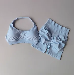 2Pcs/set pact Shorts Set Seamless Yoga Set Workout Scrunch Shorts Sets Halter Sports Bra Scrunch Shorts Fitness Clothes Gym Suit Halter Neck Beautiful Back High Waist Peach Sports Bras Shorts Suit