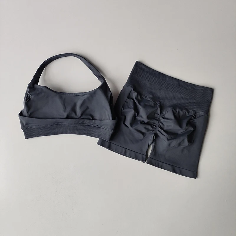 2Pcs/set pact Shorts Set Seamless Yoga Set Workout Scrunch Shorts Sets Halter Sports Bra Scrunch Shorts Fitness Clothes Gym Suit Halter Neck Beautiful Back High Waist Peach Sports Bras Shorts Suit