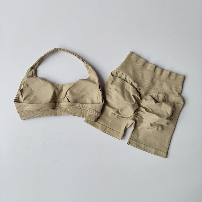2Pcs/set pact Shorts Set Seamless Yoga Set Workout Scrunch Shorts Sets Halter Sports Bra Scrunch Shorts Fitness Clothes Gym Suit Halter Neck Beautiful Back High Waist Peach Sports Bras Shorts Suit