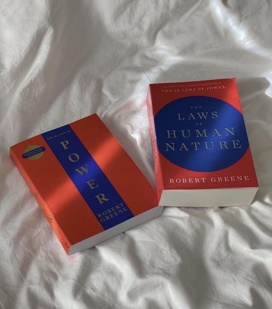 🔥 Level up your understanding of influence and people! 🔥 Get the 2-book set: The 48 Laws of Power 👑 & The Laws of Human Nature ❤️.