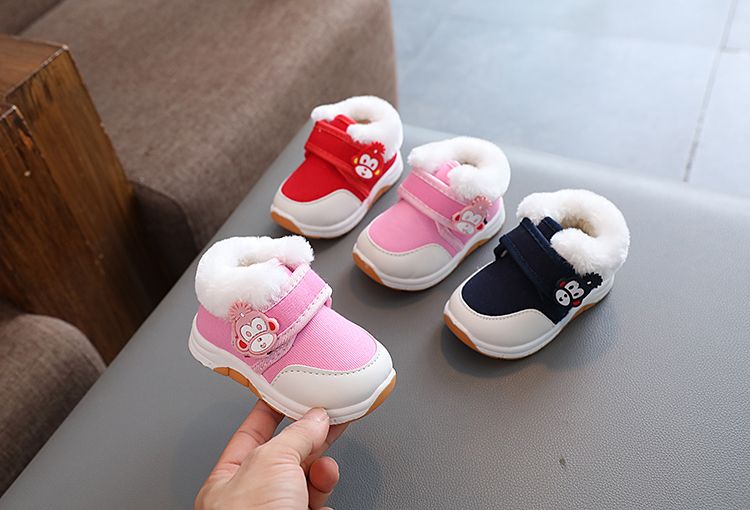 Baby Plush Baby Shoes Indoor cotton shoes for autumn and winter warmth Classic Floor Boots