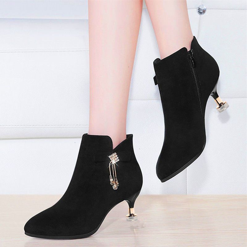 Fashion and sexy ankle boots, women's high heels, autumn and winter thin heels, rivet boots, pointed fashion short boots