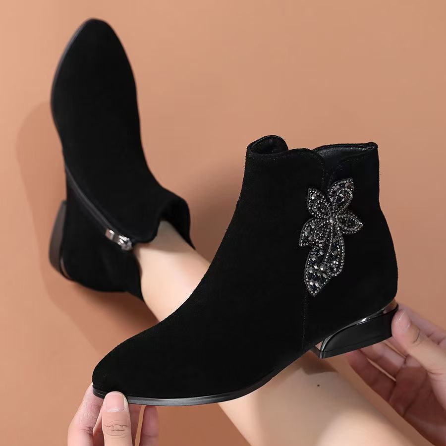 Short boots for women, autumn and winter new, plush soft leather boots round toe, spring and autumn low heel, women single boots