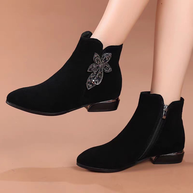 Short boots for women, autumn and winter new, plush soft leather boots round toe, spring and autumn low heel, women single boots