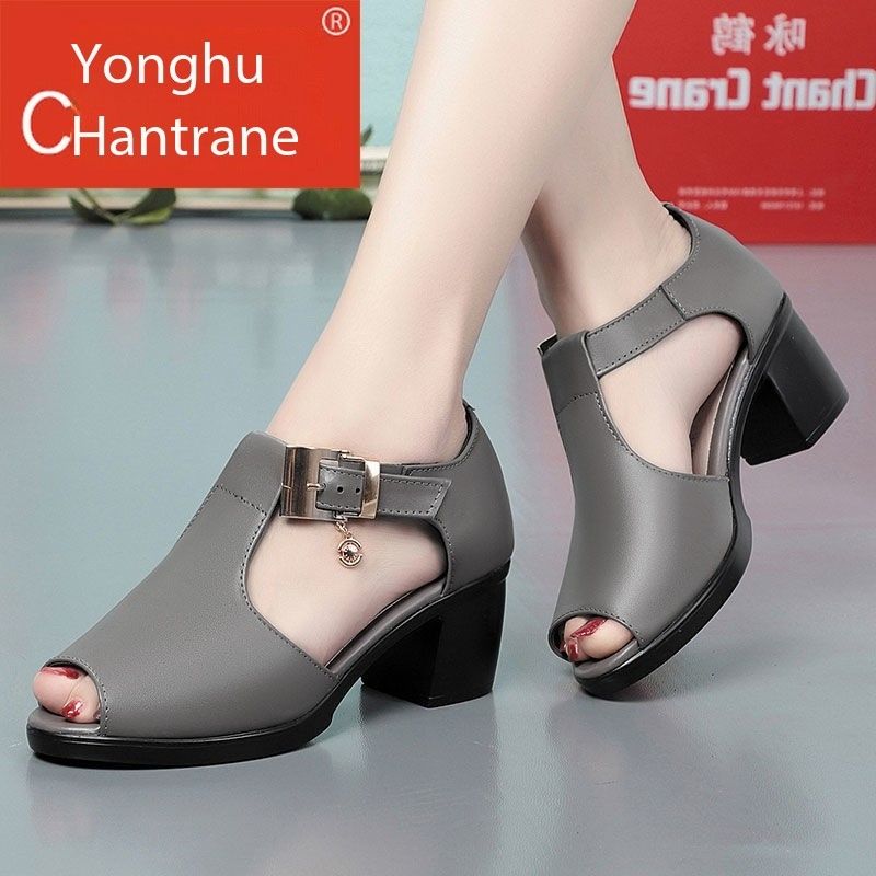 QUICK SELL SOLD AT 30% DISCOUNT High Quality 2025 Peep toe fashion casual mom's /Ladies/Girls chunky heel platform shoe Slides FIRST CLASS sandals 5colors 35- 43 size
