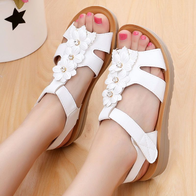 Factory wholesale children's custom designer fashion kids summer flat beach sandals for girls England Toddler Europe and America