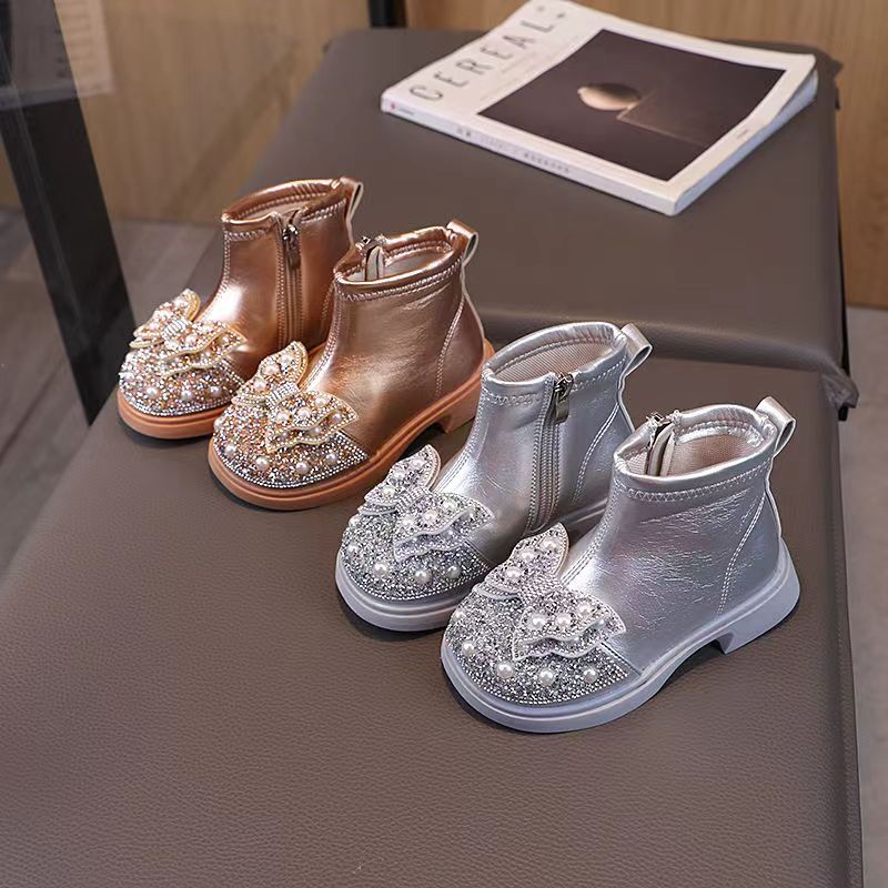 2025Korean Version Soft-Soled Princess Boots Big Children New Year Baby Girl Single Boots Patent Leather Upper Material Autumn