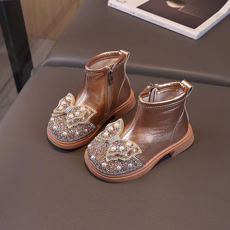 2025Korean Version Soft-Soled Princess Boots Big Children New Year Baby Girl Single Boots Patent Leather Upper Material Autumn