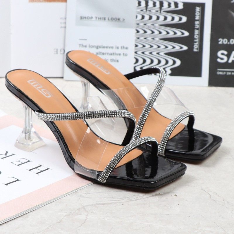 QUICK SELL 30% DISCOUNT 2025 new summer new bow-toed design high heels European and American style women,s sandals