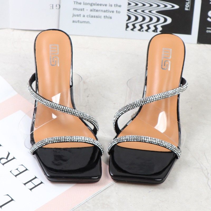 QUICK SELL 30% DISCOUNT 2025 new summer new bow-toed design high heels European and American style women,s sandals