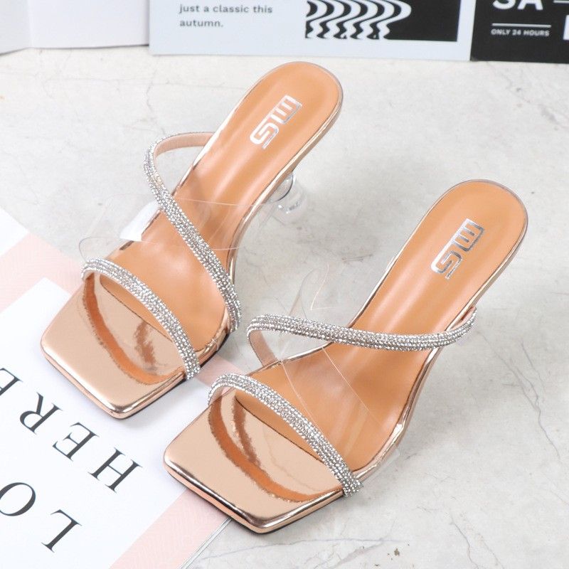 QUICK SELL 30% DISCOUNT 2025 new summer new bow-toed design high heels European and American style women,s sandals