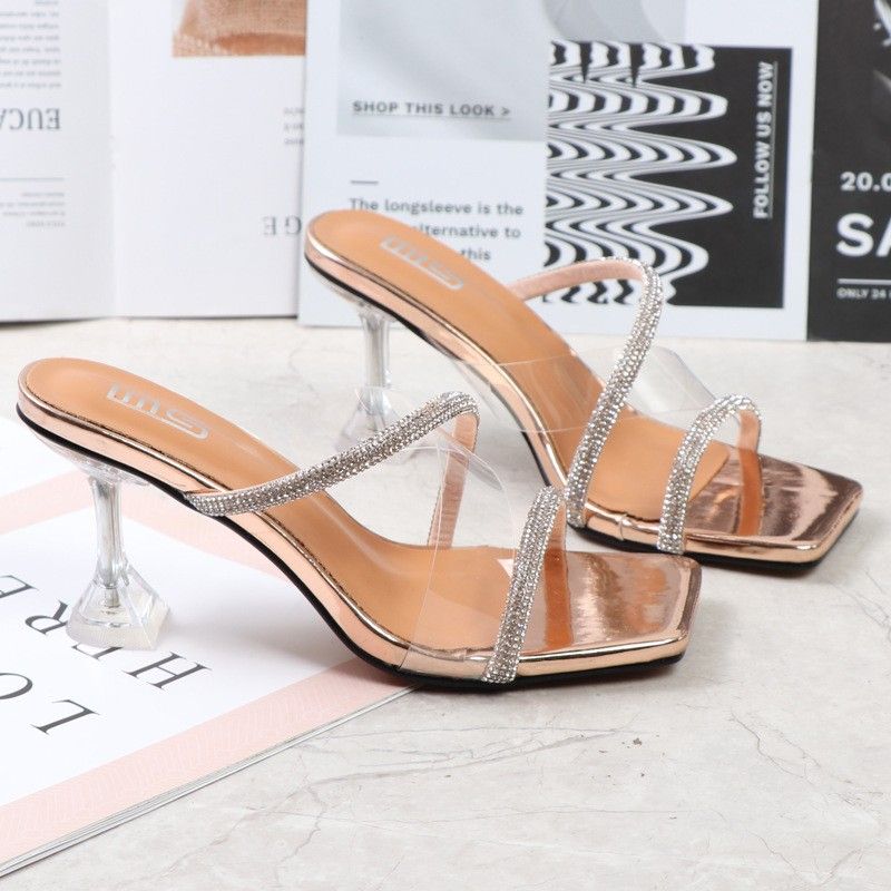 QUICK SELL 30% DISCOUNT 2025 new summer new bow-toed design high heels European and American style women,s sandals