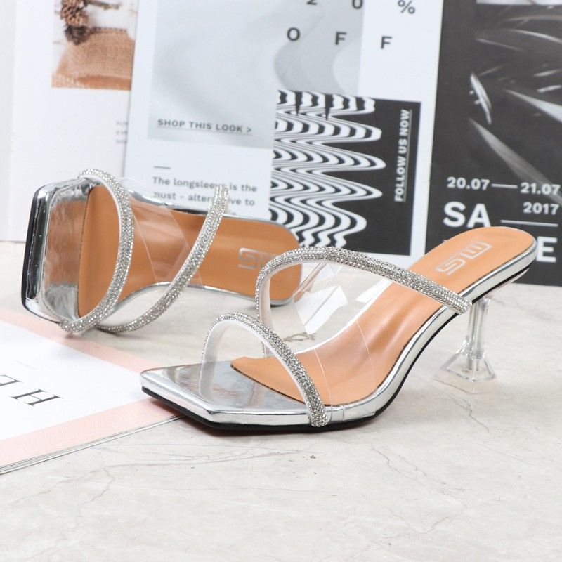 QUICK SELL 30% DISCOUNT 2025 new summer new bow-toed design high heels European and American style women,s sandals