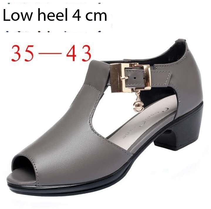 QUICK SELL SOLD AT 30% DISCOUNT High Quality 2025 Peep toe fashion casual mom's /Ladies/Girls chunky heel platform shoe Slides FIRST CLASS sandals 5colors 35- 43 size