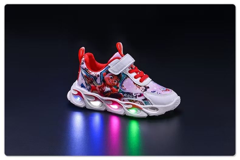 Spring and autumn new children's sports shoes leather surface LED luminous children's shoes sports casual shoes