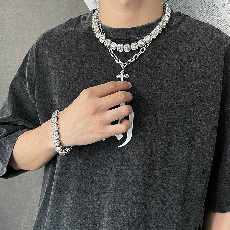American hip-hop rock sugar Cuban necklace full of diamonds, high-end hip-hop, disco, trendy men's rap, European and American street scene