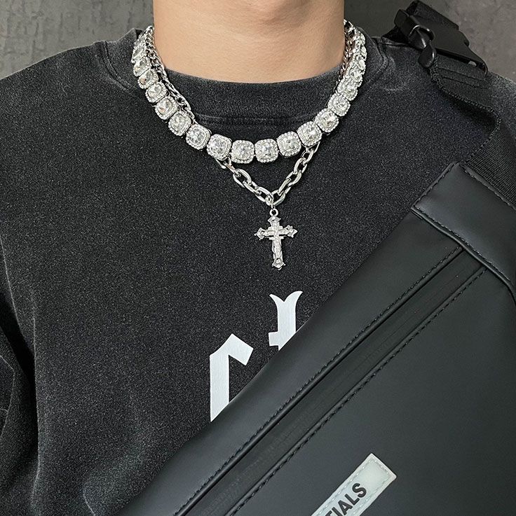 American hip-hop rock sugar Cuban necklace full of diamonds, high-end hip-hop, disco, trendy men's rap, European and American street scene