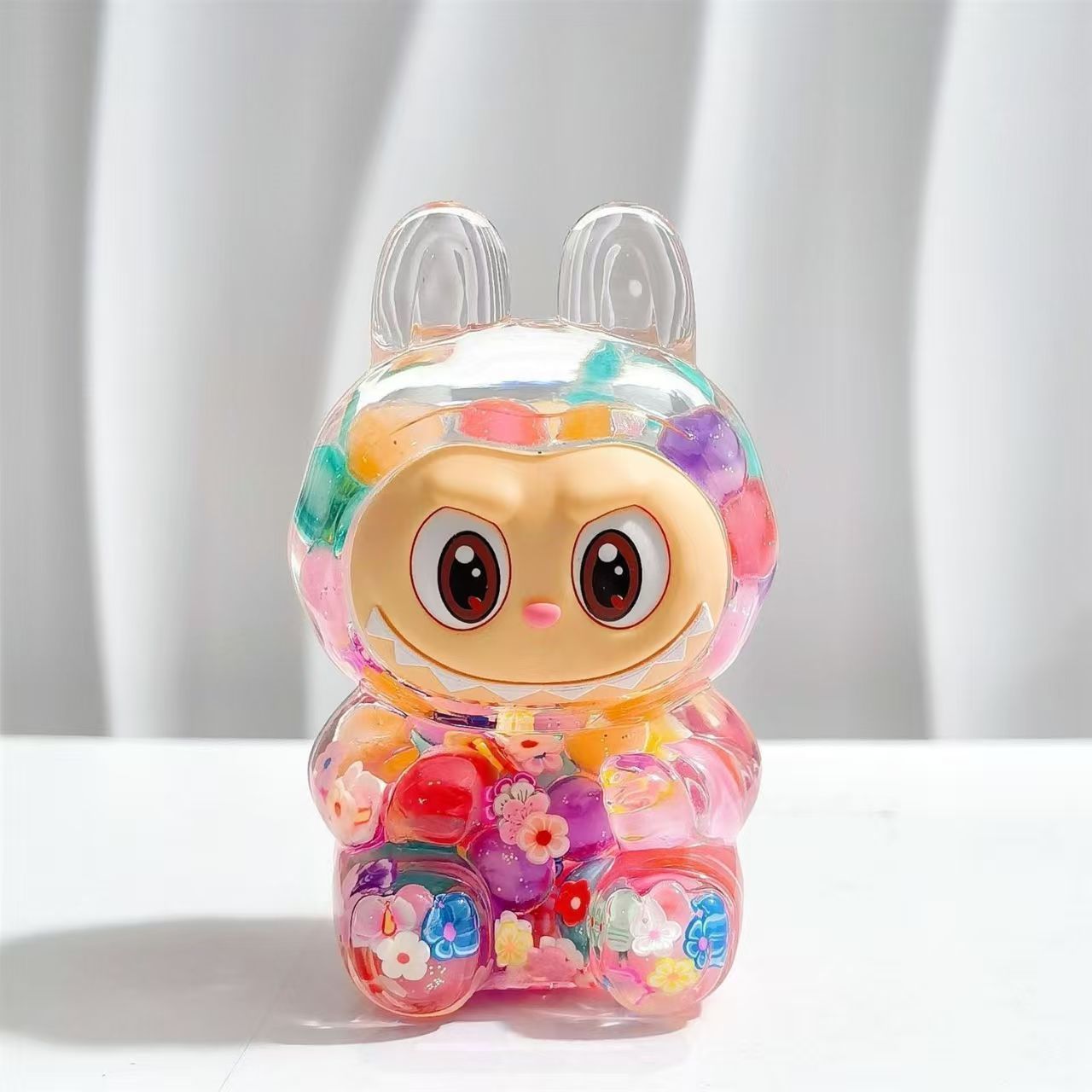 【 3300+people purchase within a week 】 New Labu Cute Oil Flowing Sand Flash Ornament Super Cute Explosive Flash Cartoon Gift Ornament Perfect for Girlfriend